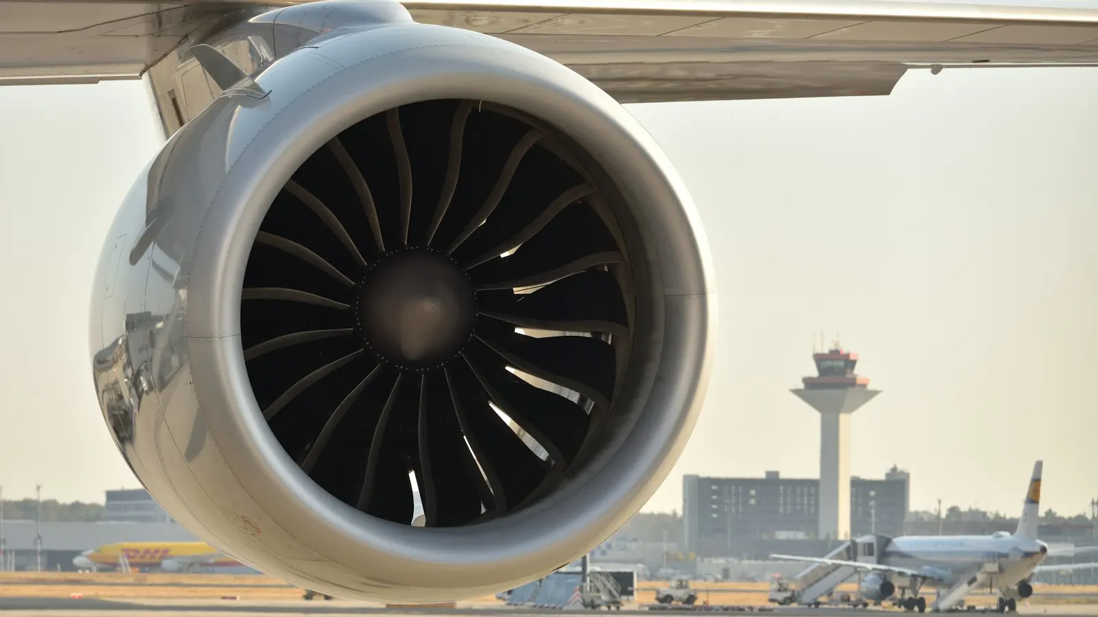 Turbofan engine on an airliner at the gate